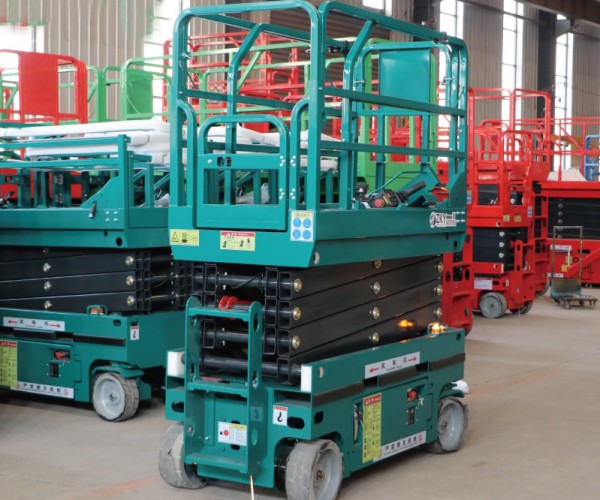 潞城自行走升降机